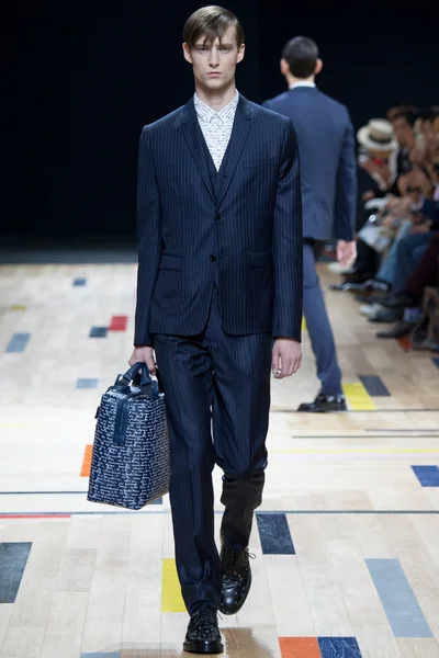 Look 6